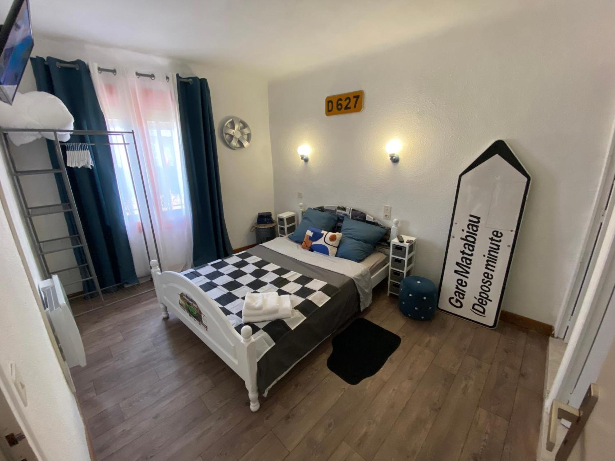 Os-Thel, Chambres A Louer Tautavel Exteriör bild